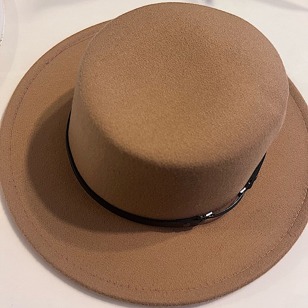 Women’s khaki boho hat